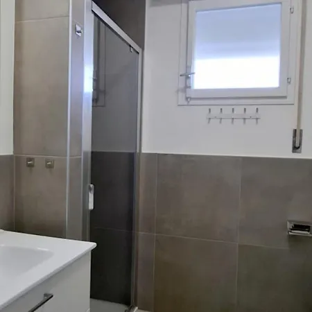 公寓 Flat With Need *