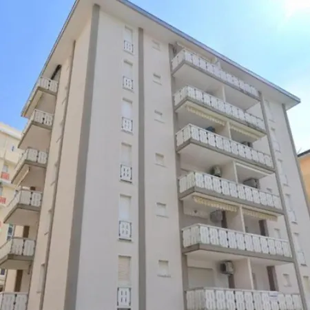 Διαμέρισμα Flat With Need